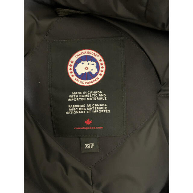 CANADA GOOSE(カナダグース)の【美品】カナダグース　ジャスパー　ネイビー　XS メンズのジャケット/アウター(ダウンジャケット)の商品写真