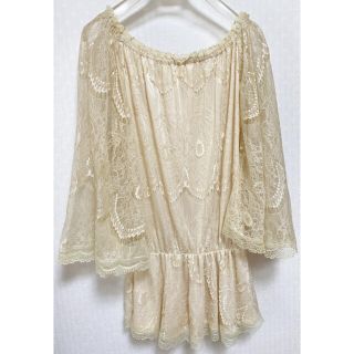 ザラ(ZARA)の未使用✨GRAIL綺麗レースのivory tops✨レースチュニック✨(チュニック)