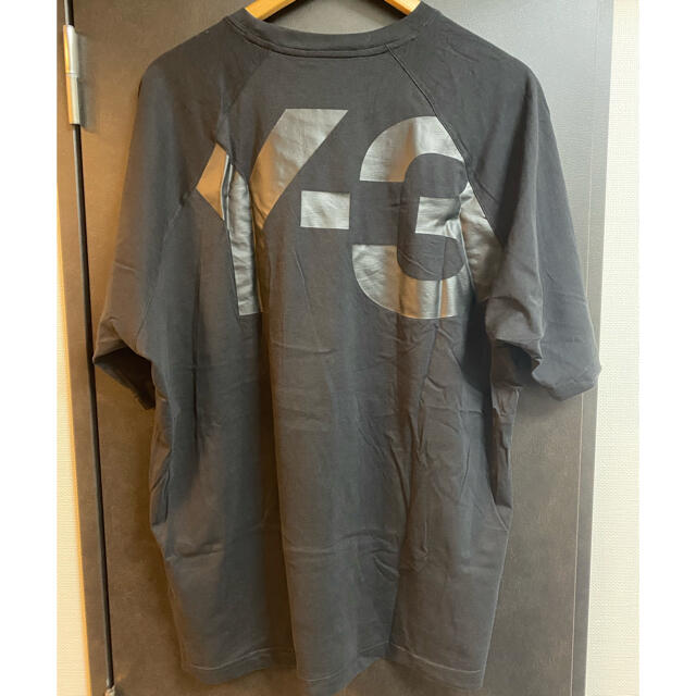 Y-3(ワイスリー)のy-3 Tシャツ XL メンズのトップス(Tシャツ/カットソー(半袖/袖なし))の商品写真