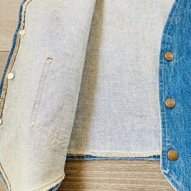 Levi's(リーバイス)のリーバイス　デニムベスト　青 メンズのトップス(ベスト)の商品写真