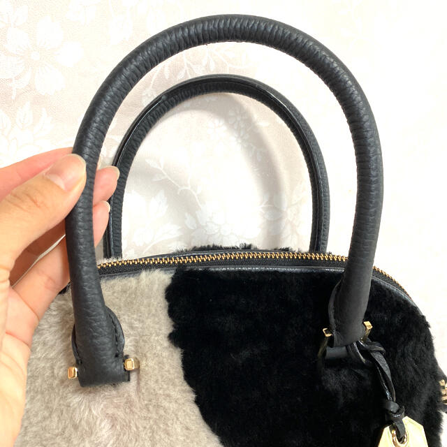 kate spade new york(ケイトスペードニューヨーク)のケイトスペード！2wayフェイクファーバッグ！秋冬！ レディースのバッグ(ショルダーバッグ)の商品写真