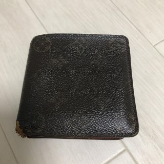 ルイヴィトン(LOUIS VUITTON)のルイヴィトン 二つ折り財布　LOUIS VUITTON モノグラム 折り財布(折り財布)