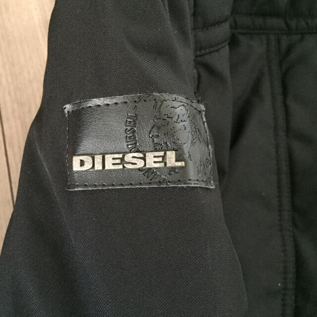 DIESEL(ディーゼル)のSALE‼️ディーゼル DIESEL ムートン コート アウター ジャケット 黒 キッズ/ベビー/マタニティのキッズ服男の子用(90cm~)(ジャケット/上着)の商品写真