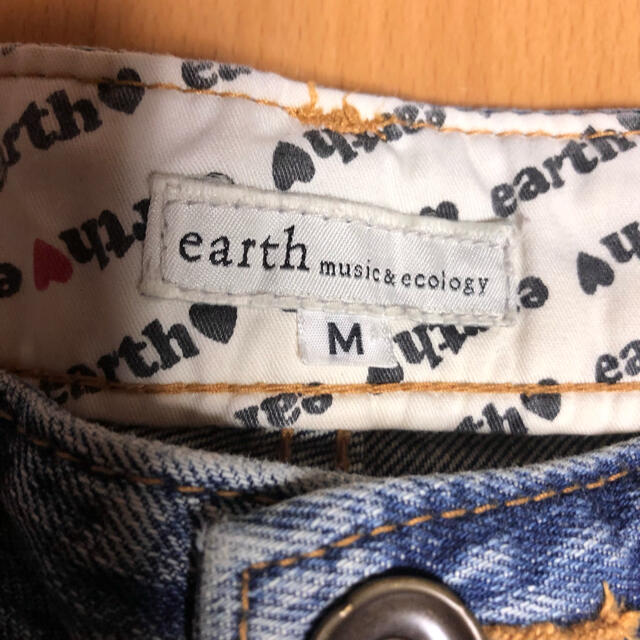 earth music & ecology(アースミュージックアンドエコロジー)の4再々値下　earth music & ecology ショートパンツ　Ｍサイズ レディースのパンツ(ショートパンツ)の商品写真