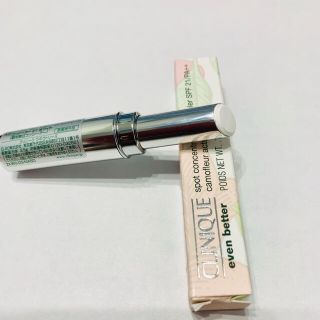 クリニーク(CLINIQUE)の【新品】クリニーク(CLINIQUE) コンシーラー　ホワイト(コンシーラー)