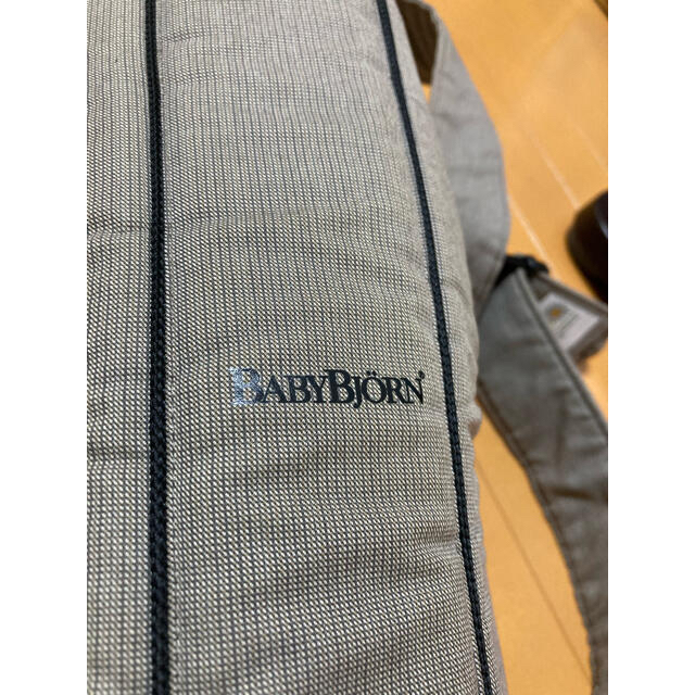 BABYBJORN(ベビービョルン)のベビービョルン 抱っこ紐 キッズ/ベビー/マタニティの外出/移動用品(抱っこひも/おんぶひも)の商品写真