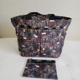 レスポートサック(LeSportsac)のLeSportsac ミディアムトライベッカトートバッグ  ポーチ付き(トートバッグ)