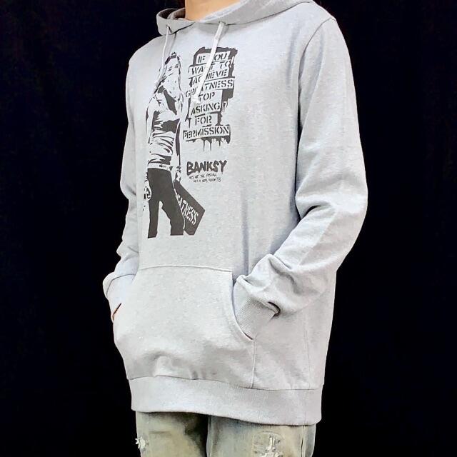 コットン100%【BANKSY】新品 バンクシー スプレー ガール グラフィティ パーカー