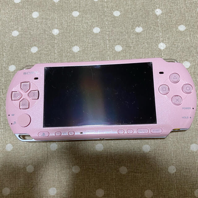 PlayStation Portable(プレイステーションポータブル)のPSP3000 ブロッサムピンク エンタメ/ホビーのゲームソフト/ゲーム機本体(携帯用ゲーム機本体)の商品写真