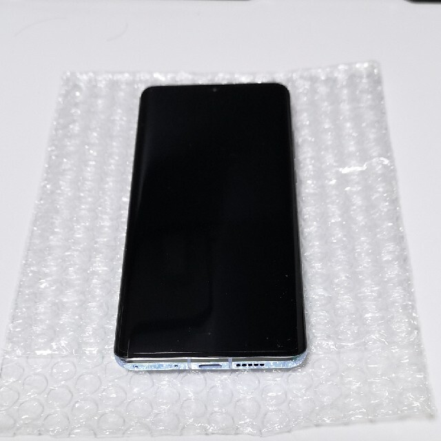 NTTdocomo(エヌティティドコモ)の【ほぼ新品】HUAWEI P30 Pro HW-02L　SIMフリー スマホ/家電/カメラのスマートフォン/携帯電話(スマートフォン本体)の商品写真