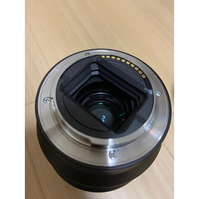 SONY(ソニー)のSONY FE 90mm F2.8 Macro G OSS SEL90M28G スマホ/家電/カメラのカメラ(レンズ(単焦点))の商品写真