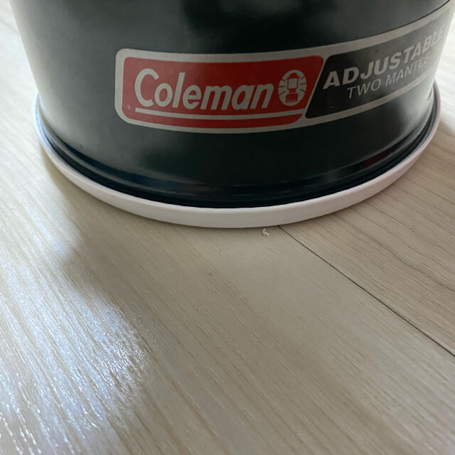 Coleman(コールマン)の2本分コールマンランタン用　ホワイトリムガード　285.286.288など適応可 スポーツ/アウトドアのアウトドア(ライト/ランタン)の商品写真