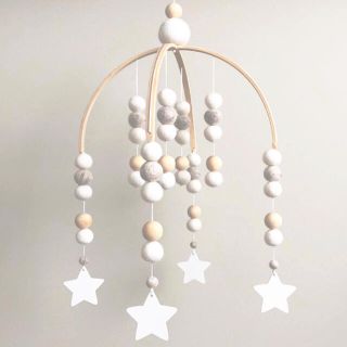 【新品】Amieux 北欧風ベッドメリー　 White＆Star(オルゴールメリー/モービル)