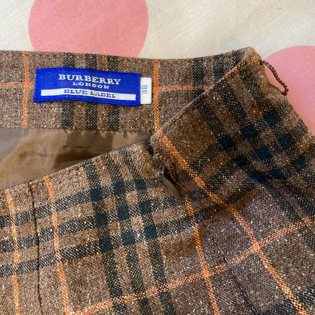 BURBERRY BLUE LABEL(バーバリーブルーレーベル)のBURBERRY膝丈スカート レディースのスカート(ひざ丈スカート)の商品写真