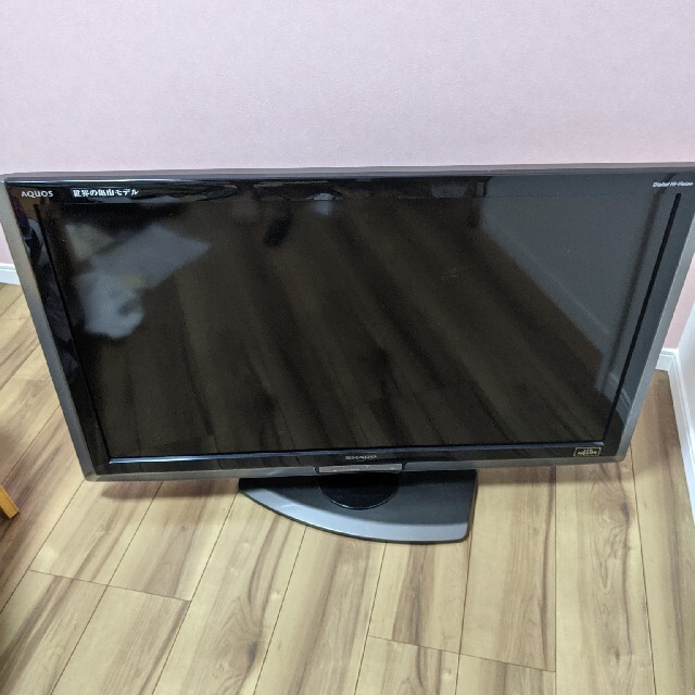 値下げしました【美品　送料込】AQUOS　アクオス　40インチ液晶テレビ