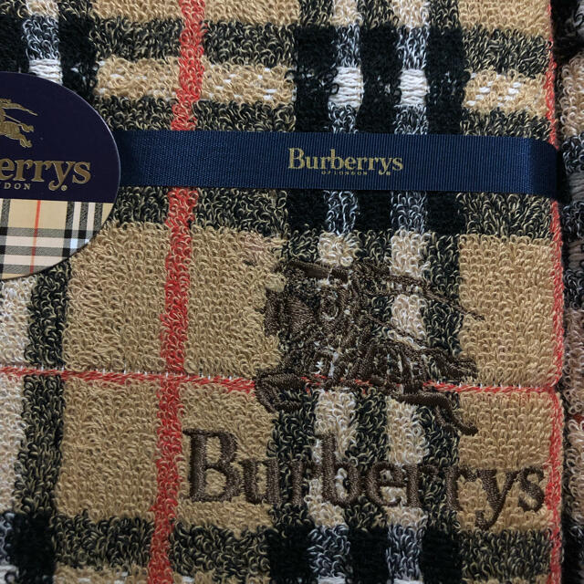 BURBERRY(バーバリー)のBURBERRY バーバリー フェイスタオル 2枚 インテリア/住まい/日用品の日用品/生活雑貨/旅行(タオル/バス用品)の商品写真