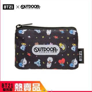 ボウダンショウネンダン(防弾少年団(BTS))のBT21✖️OUTDOOR コラボ商品　カードポケット　スペースタイプ(ポーチ)