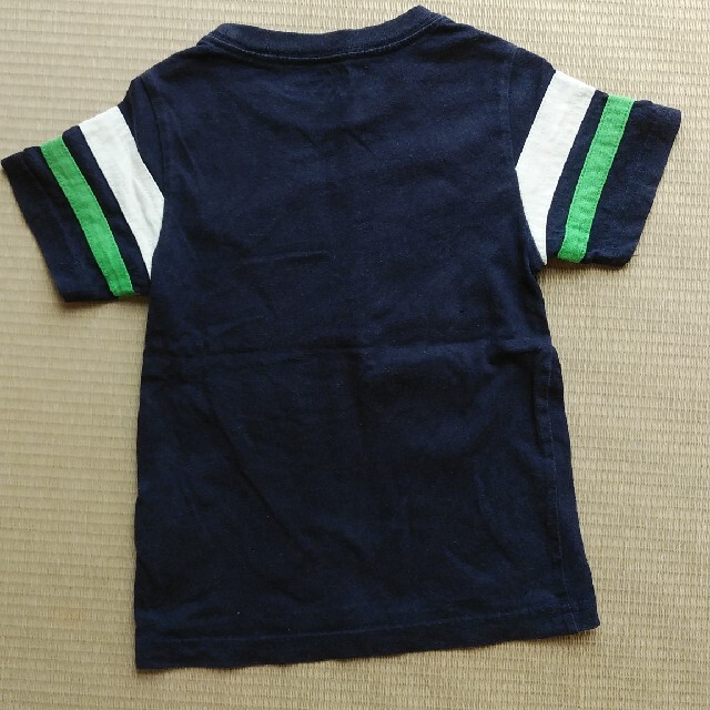 TOMMY HILFIGER(トミーヒルフィガー)のティーシャツ キッズ/ベビー/マタニティのキッズ服男の子用(90cm~)(Tシャツ/カットソー)の商品写真