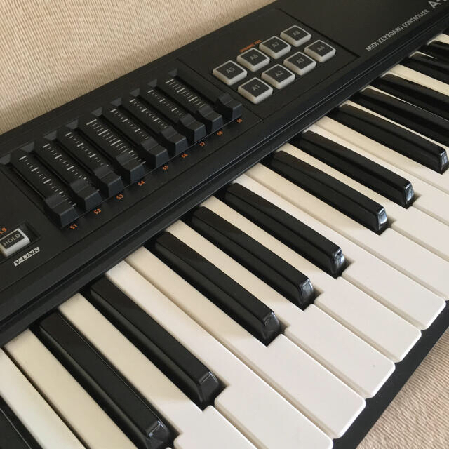 Roland(ローランド)のRoland A-500 PRO MIDIキーボード 鍵盤 49鍵盤 楽器のDTM/DAW(MIDIコントローラー)の商品写真