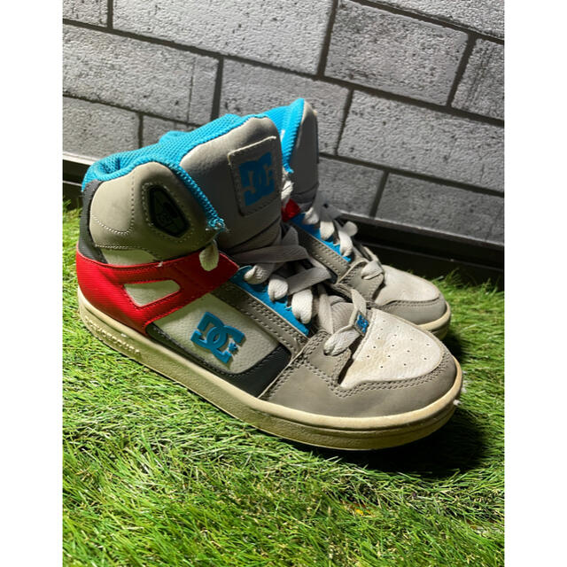 DC SHOES(ディーシーシューズ)のキッズ　スニーカー　22cm  DC ディーシーシューズ キッズ/ベビー/マタニティのキッズ靴/シューズ(15cm~)(スニーカー)の商品写真