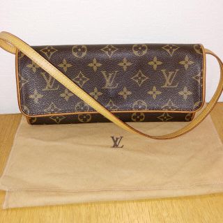 ルイヴィトン(LOUIS VUITTON)のルイヴィトン　モノグラム　ポシェットツインGM ショルダーバッグ　(ショルダーバッグ)