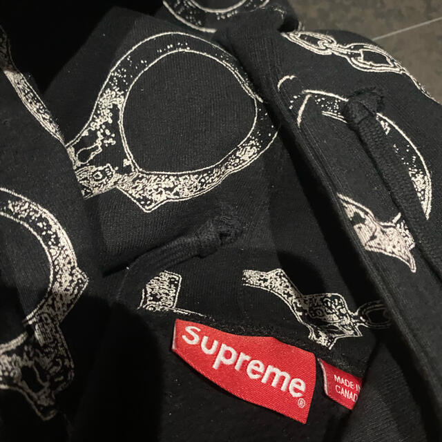 supreme handcuffs hooded sweatshirt