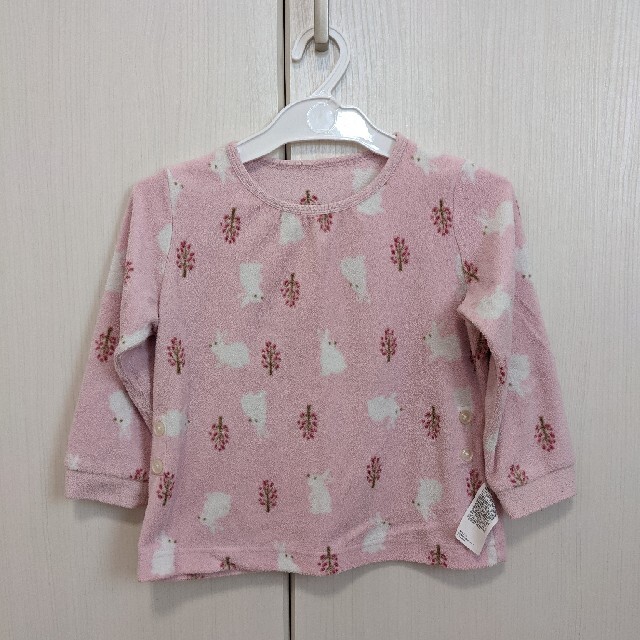 UNIQLO(ユニクロ)の冬用パジャマ　うさぎ100 キッズ/ベビー/マタニティのキッズ服女の子用(90cm~)(パジャマ)の商品写真