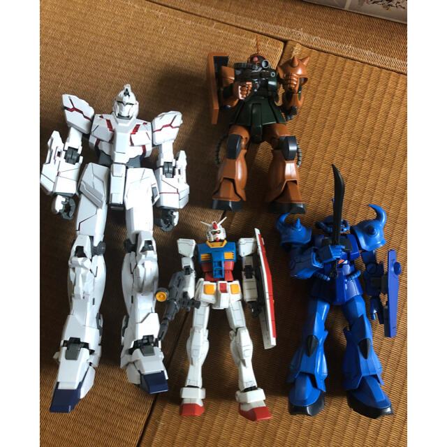 BANDAI(バンダイ)のガンプラ　組み立て済み エンタメ/ホビーのおもちゃ/ぬいぐるみ(プラモデル)の商品写真