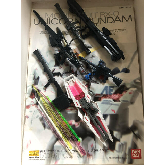 BANDAI(バンダイ)のガンプラ　組み立て済み エンタメ/ホビーのおもちゃ/ぬいぐるみ(プラモデル)の商品写真