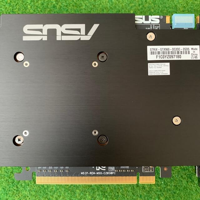 ASUS(エイスース)のASUS STRIX-GTX960-DC2OC-2GD5 スマホ/家電/カメラのPC/タブレット(PC周辺機器)の商品写真