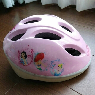 ディズニー(Disney)の子供用　ヘルメット　ディズニープリンセス(自転車)