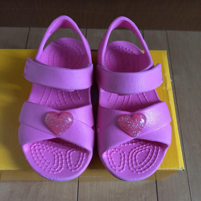 crocs(クロックス)のクロックス　15㎝ キッズ/ベビー/マタニティのキッズ靴/シューズ(15cm~)(サンダル)の商品写真