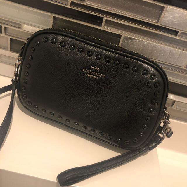 COACH（コーチ）❤️ショルダーバッグ　❤️スタッズ