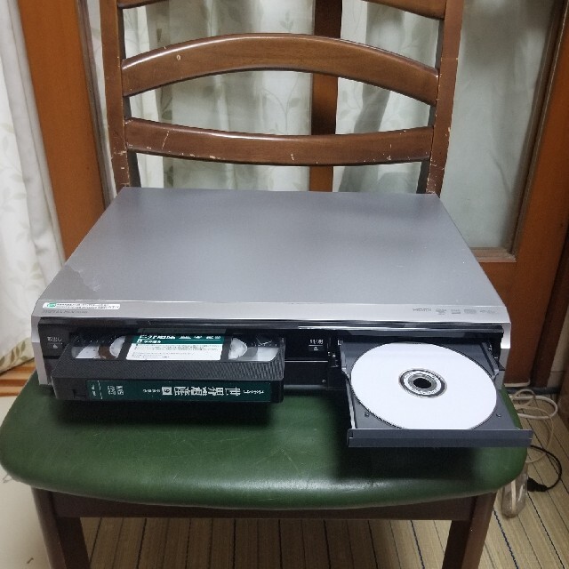 希少整備済!パナソニックVHS/HDD/DVDレコーダDMR-XP21V 希少整備済!パナソニックVHS/HDD/DVDレコーダDMR-XP21V