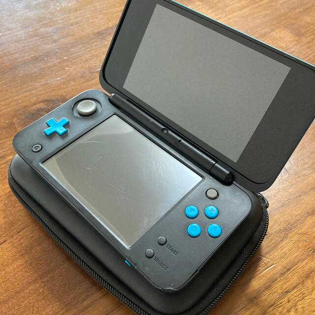 new Nintendo 2DS LL 本体＋ケース＋ソフト 2