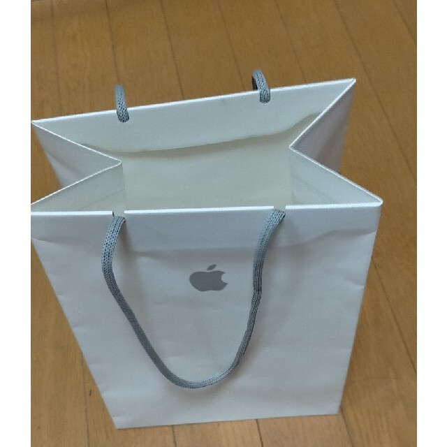 Apple(アップル)のapple ペーパーバッグ スマホ/家電/カメラのスマートフォン/携帯電話(その他)の商品写真