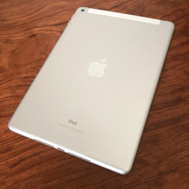 iPad (第 6 世代) Wi-Fi + Cellular simフリー