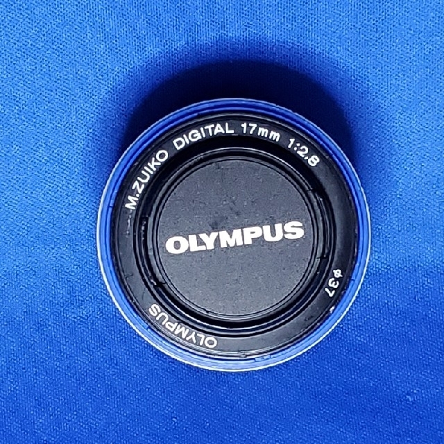 OLYMPUS レンズ M.ZUIKO DIGITAL 17mm F2.8 スマホ/家電/カメラのカメラ(レンズ(単焦点))の商品写真