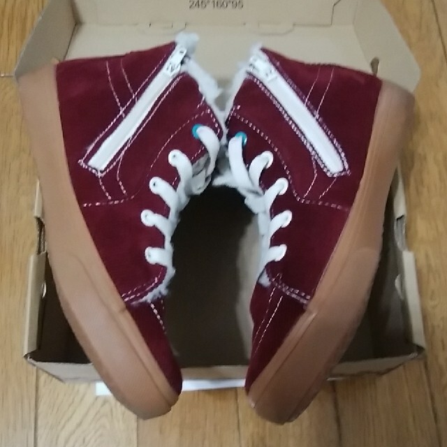 VANS(ヴァンズ)のVANS　子供用の靴　ハイカットスニーカー/ブーツ キッズ/ベビー/マタニティのキッズ靴/シューズ(15cm~)(スニーカー)の商品写真