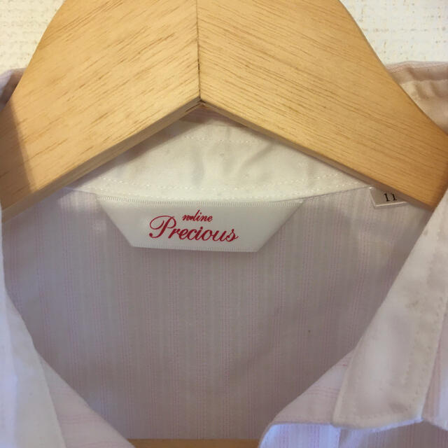 青山(アオヤマ)のピンクストライプ スキッパーカラーシャツ nline レディースのトップス(シャツ/ブラウス(長袖/七分))の商品写真