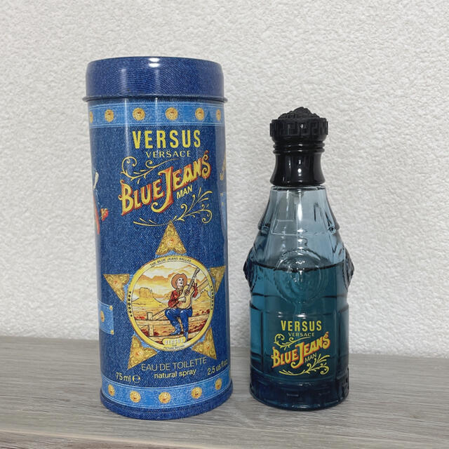 VERSACE(ヴェルサーチ)のブルージーンズオードトワレ コスメ/美容の香水(香水(男性用))の商品写真