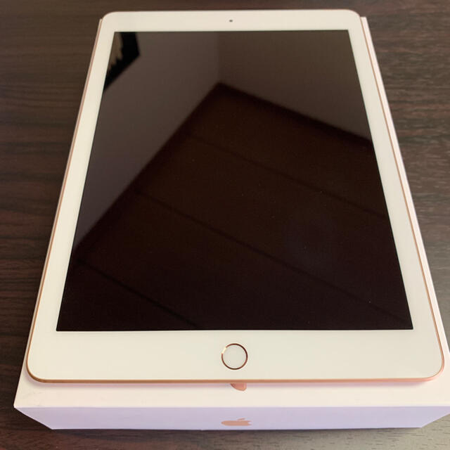 iPad 6世代 32GB  Wi-Fi セルラー SIMフリー GOLD