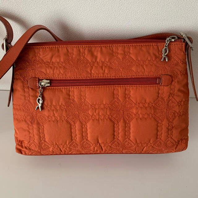 ROBERTA DI CAMERINO ロベルタディカメリーノ ショルダーバックの通販 by さとぴぃ☆ ロベルタディカメリーノ ショルダーバック