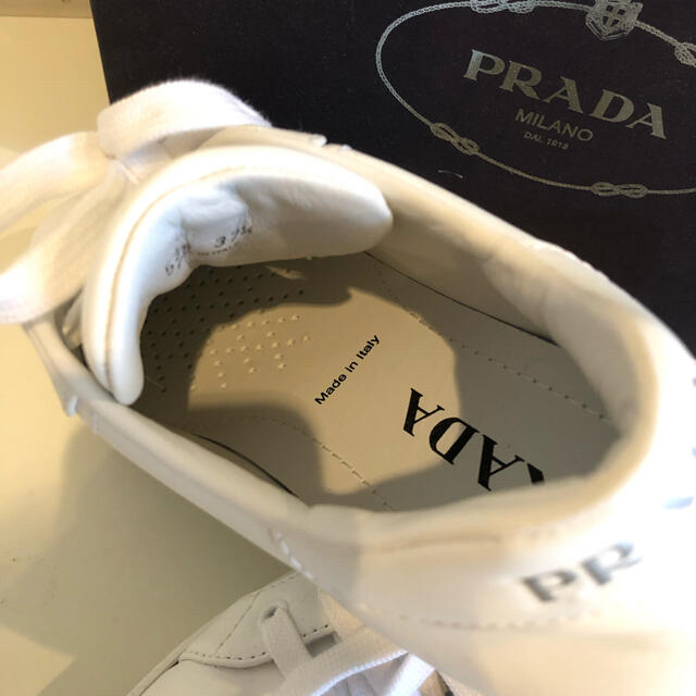 PRADA プラダ　レディーススニーカー 3