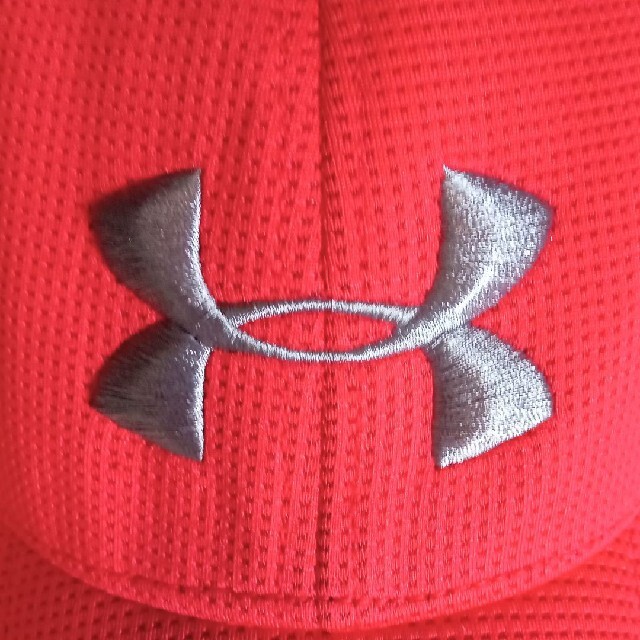 UNDER ARMOUR(アンダーアーマー)のUNDER ARMOUR ヒートギア キャップ メンズの帽子(キャップ)の商品写真