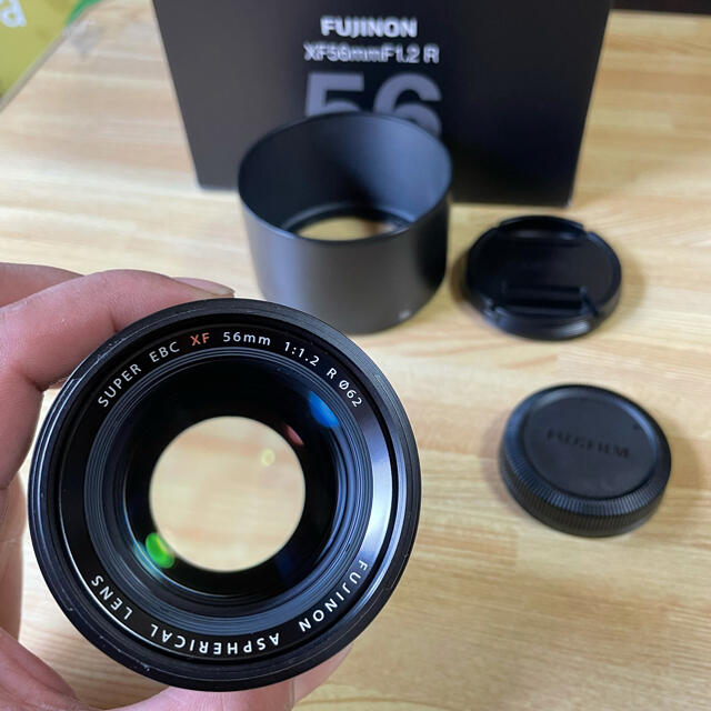 FUJIFILM 富士フィルム XF 56mm f1.2R美品カメラ