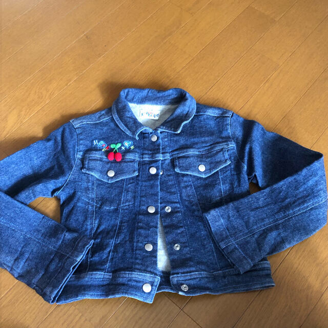 Gジャン デニムジャケット・110 キッズ/ベビー/マタニティのキッズ服女の子用(90cm~)(ジャケット/上着)の商品写真