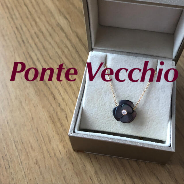 K18✴︎Ponte Vecchio✴︎黒蝶貝×ダイヤ フラワーネックレス