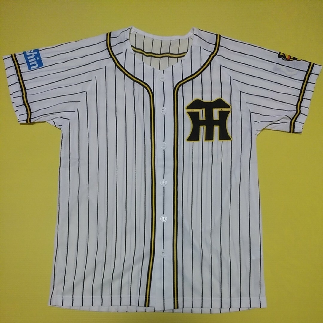 阪神タイガース(ハンシンタイガース)の新品【阪神☆応援ユニフォーム】縦縞☆甲子園来場記念☆阪神タイガース☆送料無料☆ スポーツ/アウトドアの野球(応援グッズ)の商品写真