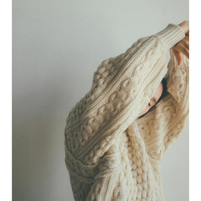 STUDIOUS(ステュディオス)の【専用】CLANE HAND CABLE ARCH KNIT TOPS 1 レディースのトップス(ニット/セーター)の商品写真